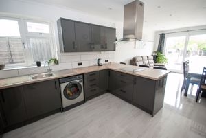 Kitchen area- click for photo gallery
